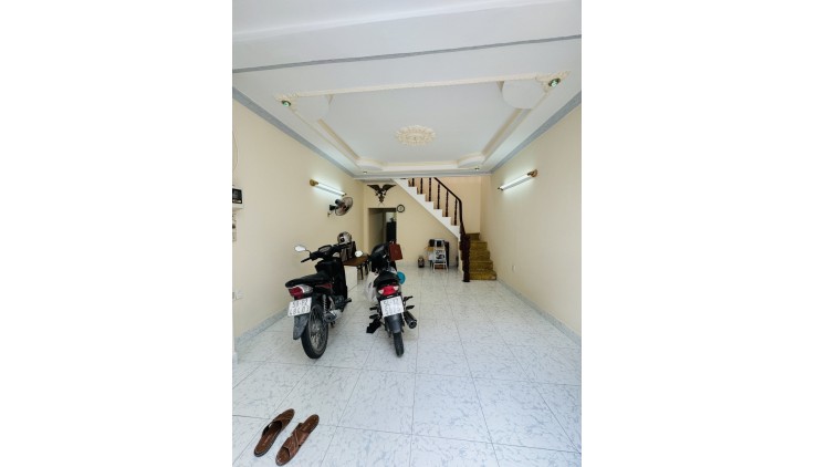 Bán nhà 84m2, 2 tầng, 3PN, ngõ Lê Đình Cẩn, Tân Tạo, Bình Tân - 5.3 tỷ